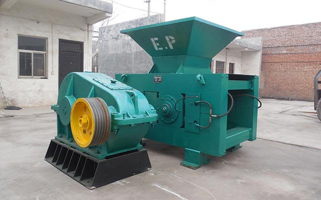 Metal briquette making machine